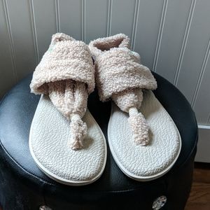 Sanuk Yoga Sling Sandal. Worn once